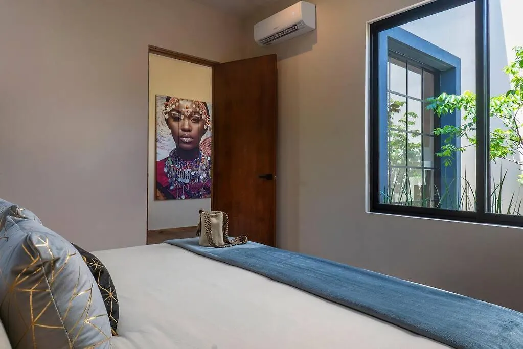 Maison Siscolino 4Bdrm W/ Swimup & Rooftop Pools Tulum Mexiko